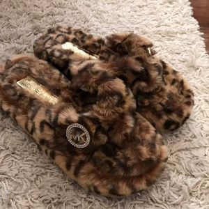 Michael kors slippers