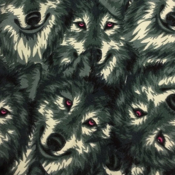 GORGEOUS WOLFS LuLaRoe 🦄🦄 OS 🦄🦄 NEW