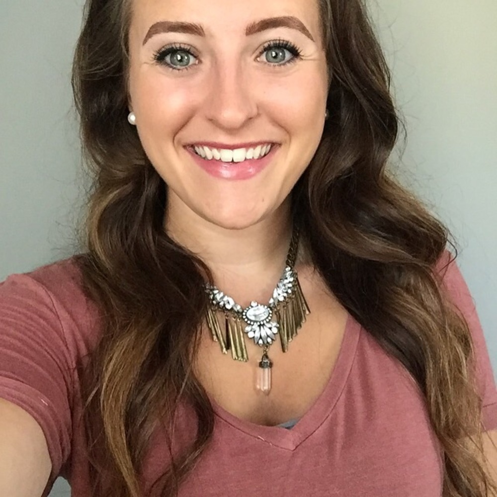 Meet your Posher, Jessica