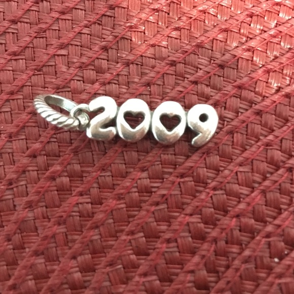 Brighton "2009" charm