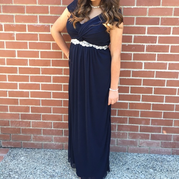 *Only Worn Once* Beautiful Navy Blue Prom Dress