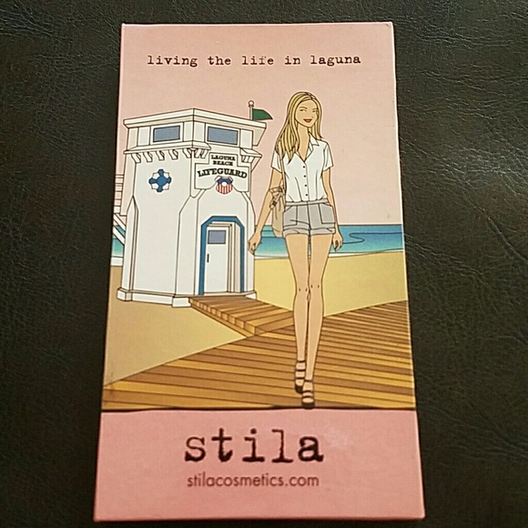 Stila living the life in Laguna palette