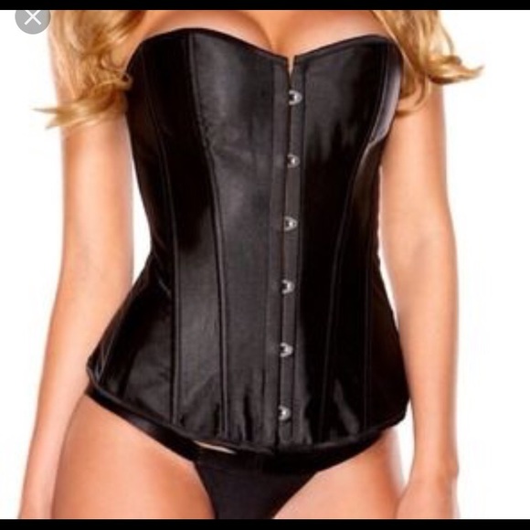 Brand new bustiers/corset. Black size M