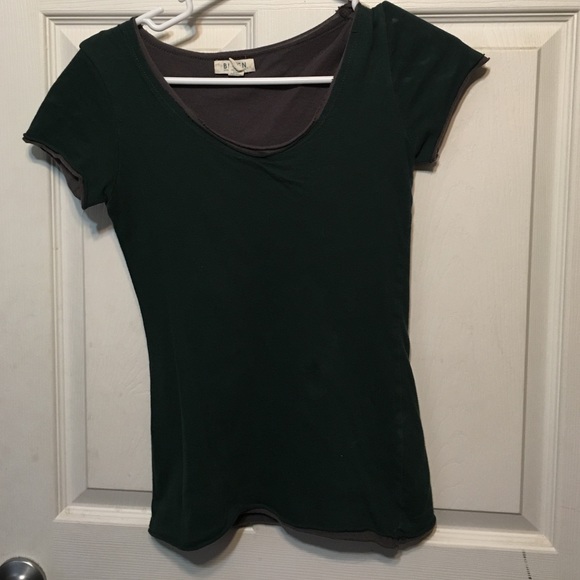 Short sleeve tee