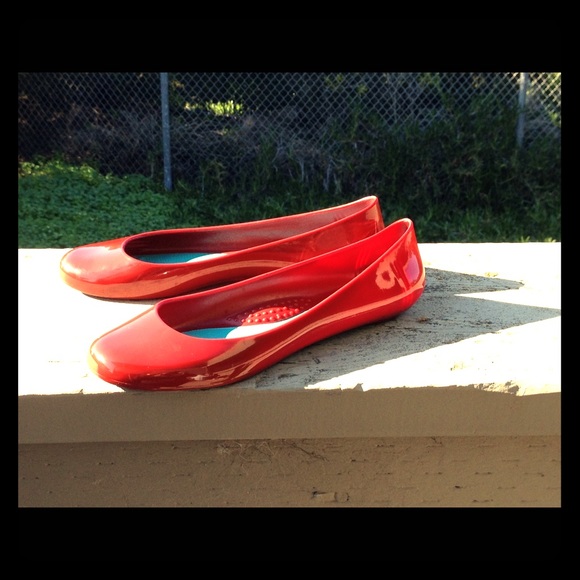 Lipstick Red OkaB Flats
