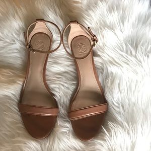 TORY BURCH tan leather ankle wrap block heels