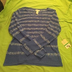 blue long sleeve sweater