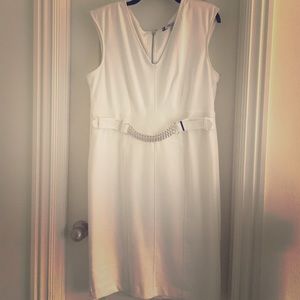 NWT White Jennifer Lopez Dress!!