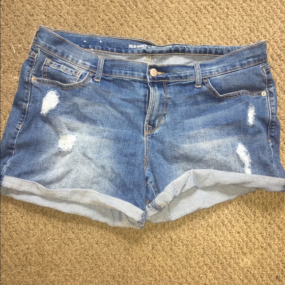 Denim shorts 💕