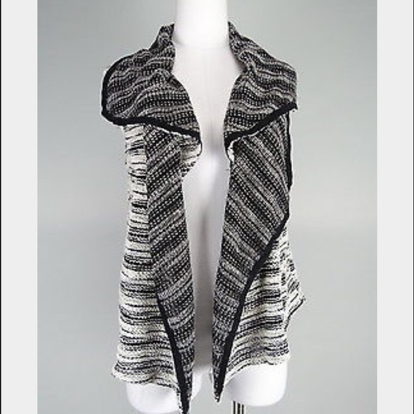 Dolan Vest Anthropologie black white sz M medium