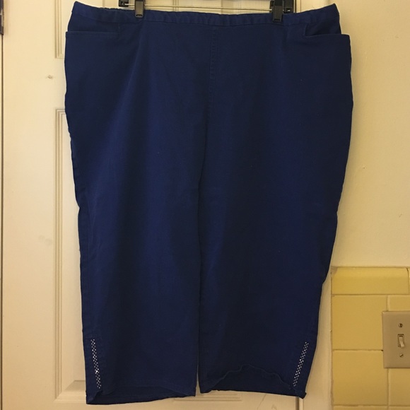 Blue capris