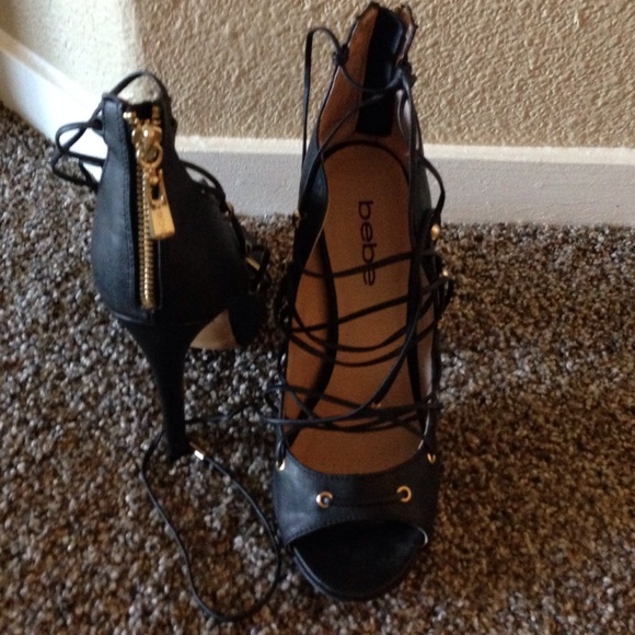 Black lace up Bebe heels!