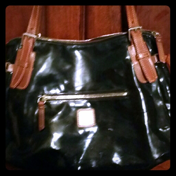 Dooney & Bourke purse