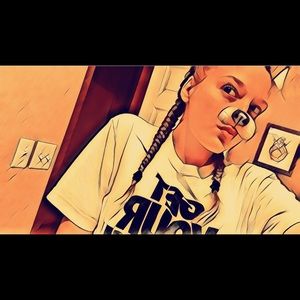 Meet your Posher, Kaylee