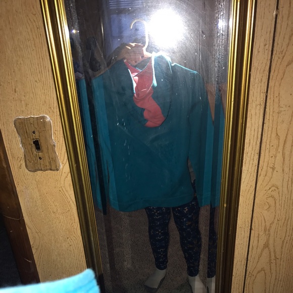 Under Armour Youth Hoodie - Picture 3 of 4