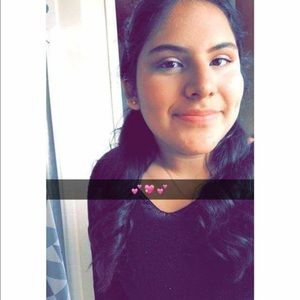 Meet your Posher, Fernanda