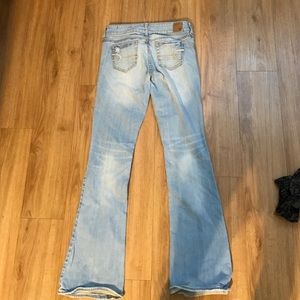 American eagle light wash jeans