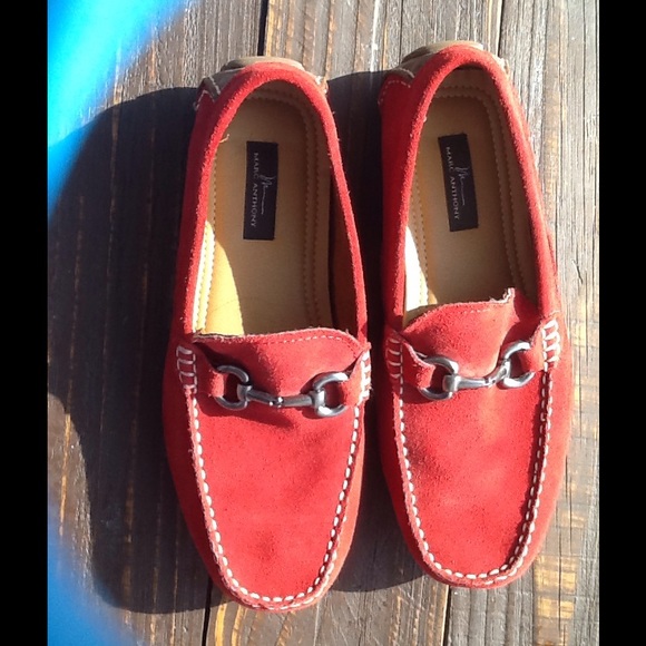 Red slip on's