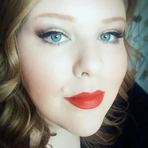 Meet your Posher, Anya