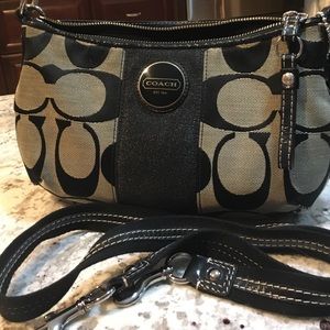 Coach Signature Hobo (NEVER USED!)  Best offer.