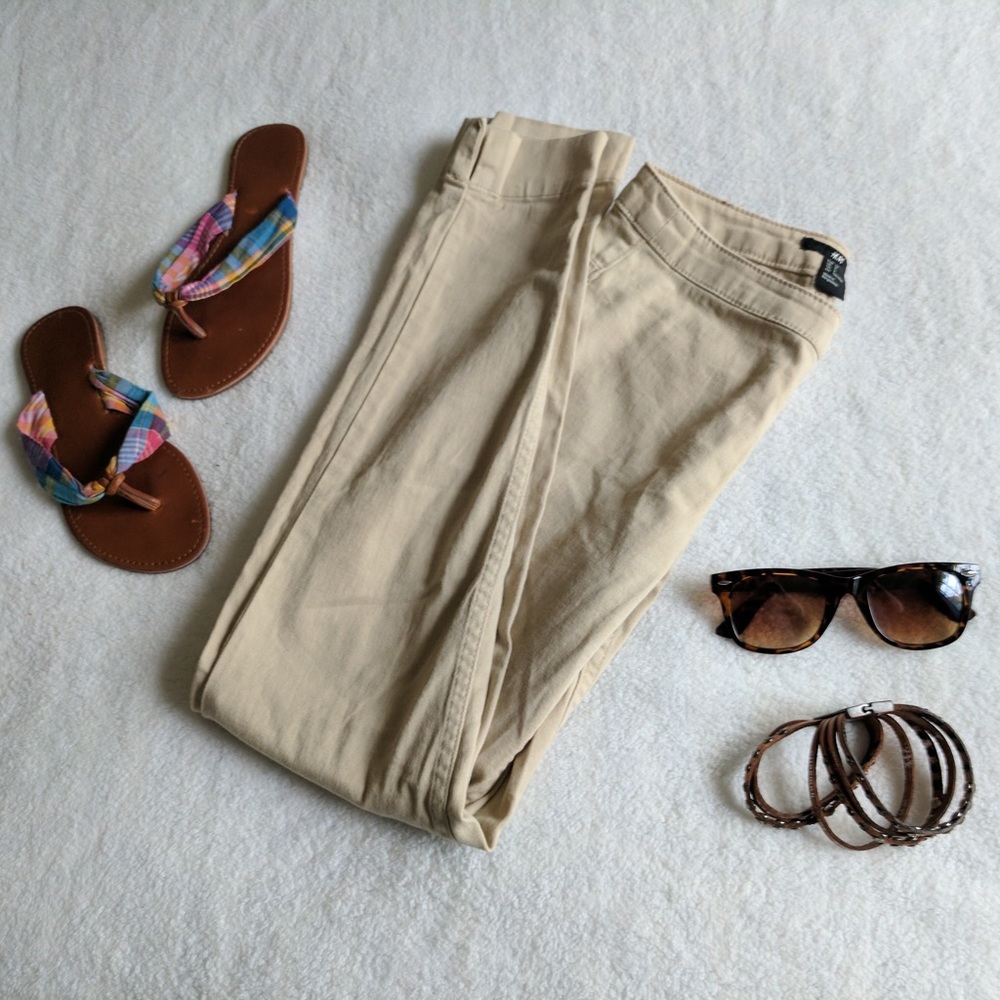 ✨Like New✨ Tan H&M Skinny Pants