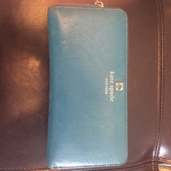 Kate Spade Zipper Wallet