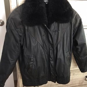 Ladies Black Leather & Fur Bomber Style Jacket