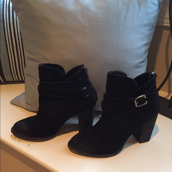 Chinese Laundry Black Suede Booties