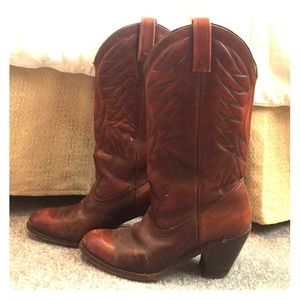 Beautiful chestnut leather vintage boots