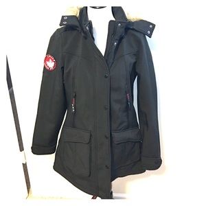Women's Canada Weather Gear Parka size large