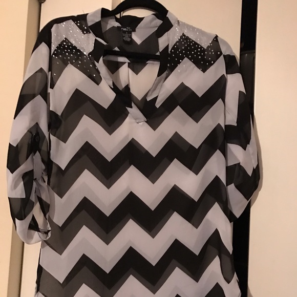Rue 21 rhinestone shirt