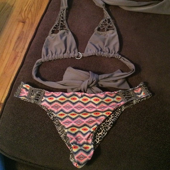 acacia swimwear Other - Lowest! Acacia Swimwear set fig navajo S/L✋️