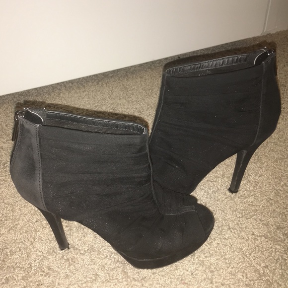 Black Booties 😈 - Picture 2 of 3