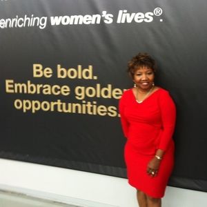 Meet your Posher, Sandra