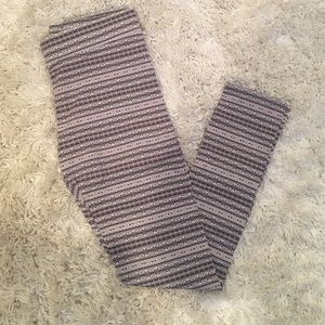 Sweater pattern leggings