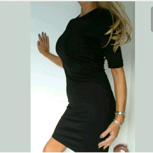 Topshop Dresses & Skirts - TODAY ONLY! New Top Shop body con t shirt dress