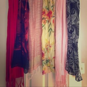 Lot of 6 scarves