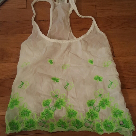 Flower stitched Gilly Hicks top