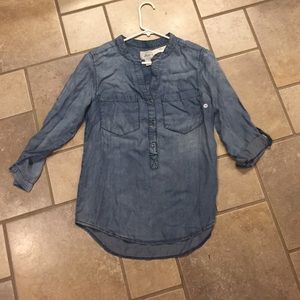 Chambray top with pockets