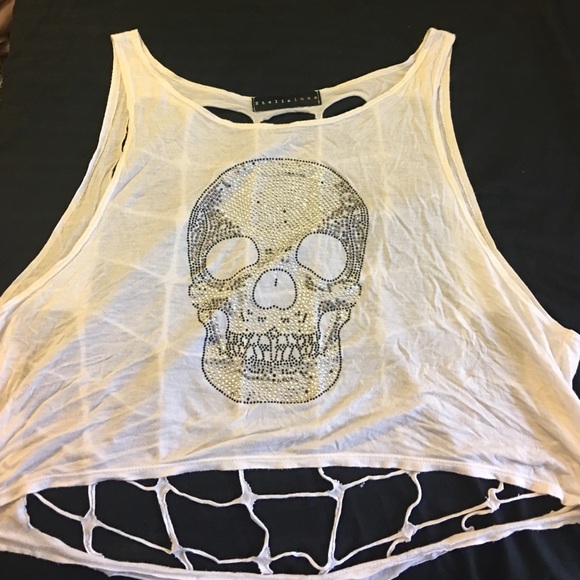 Skull rhinestone tank top PRICE IS FIRM