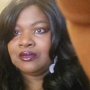 Meet your Posher, Elcia