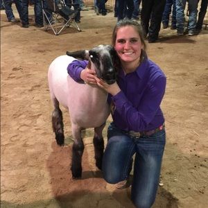 Meet your Posher, Bailey