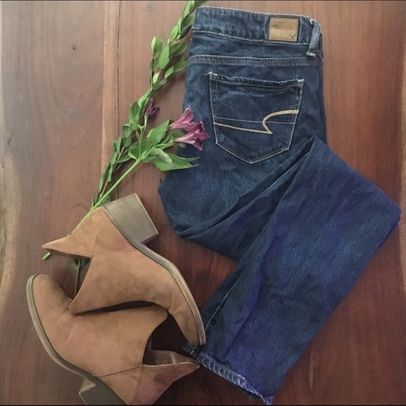 American Eagle Outfitters Pants - American eagle skinny jeans size 6