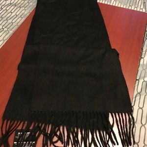 Black cashmere scarf