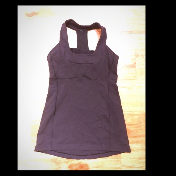 Lululemon scoop neck black top-size 6