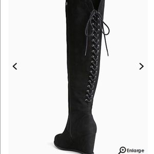 Torrid knee boots w/lace up back, never been worn