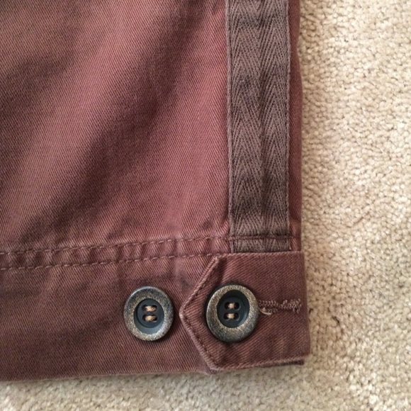 Ruff Hewn brown capris. - Picture 4 of 6