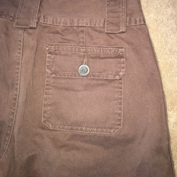 Ruff Hewn brown capris. - Picture 6 of 6