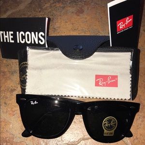 Rayban Wayfarers