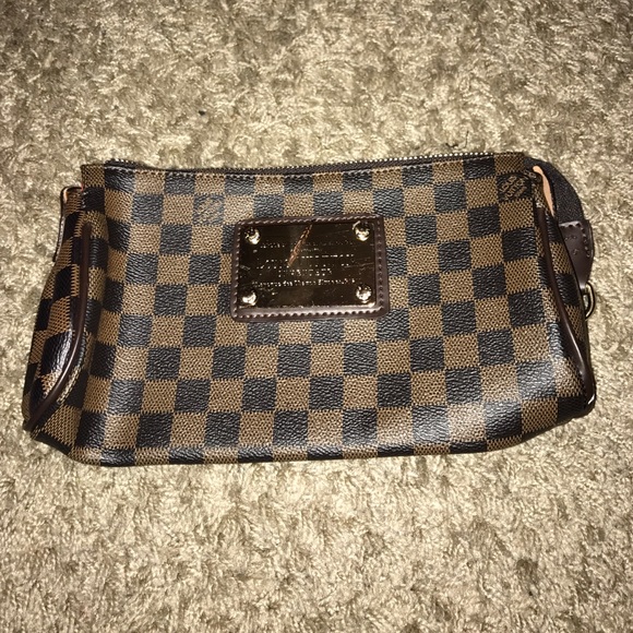 LV purse no strap